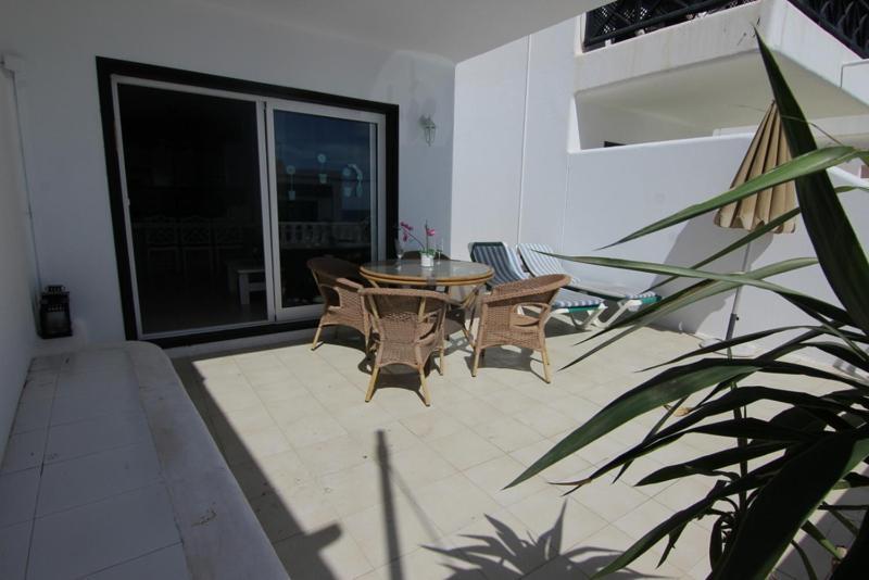Apartamentos Los Dragos Puerto del Carmen  Exterior photo